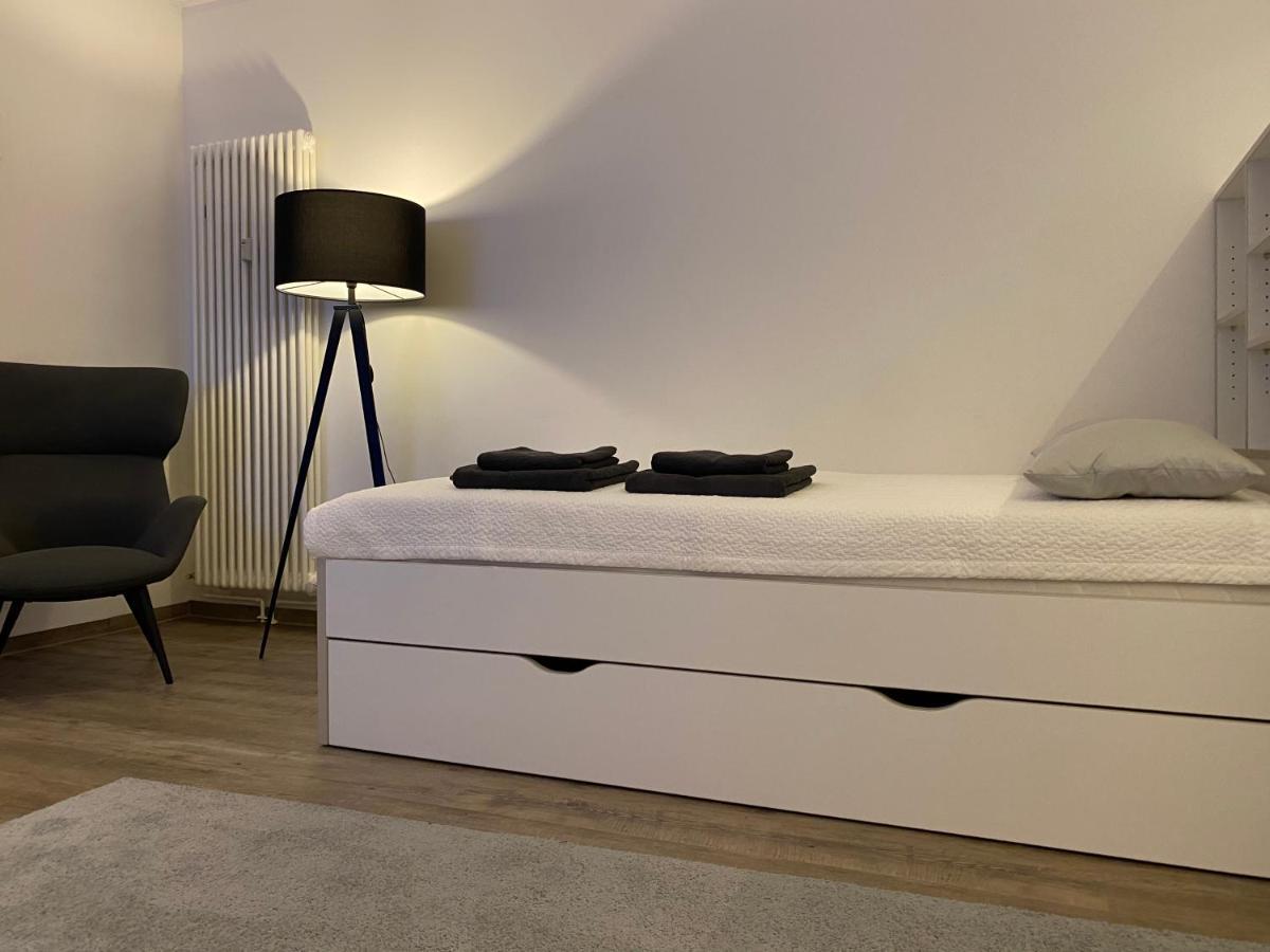 One-room *